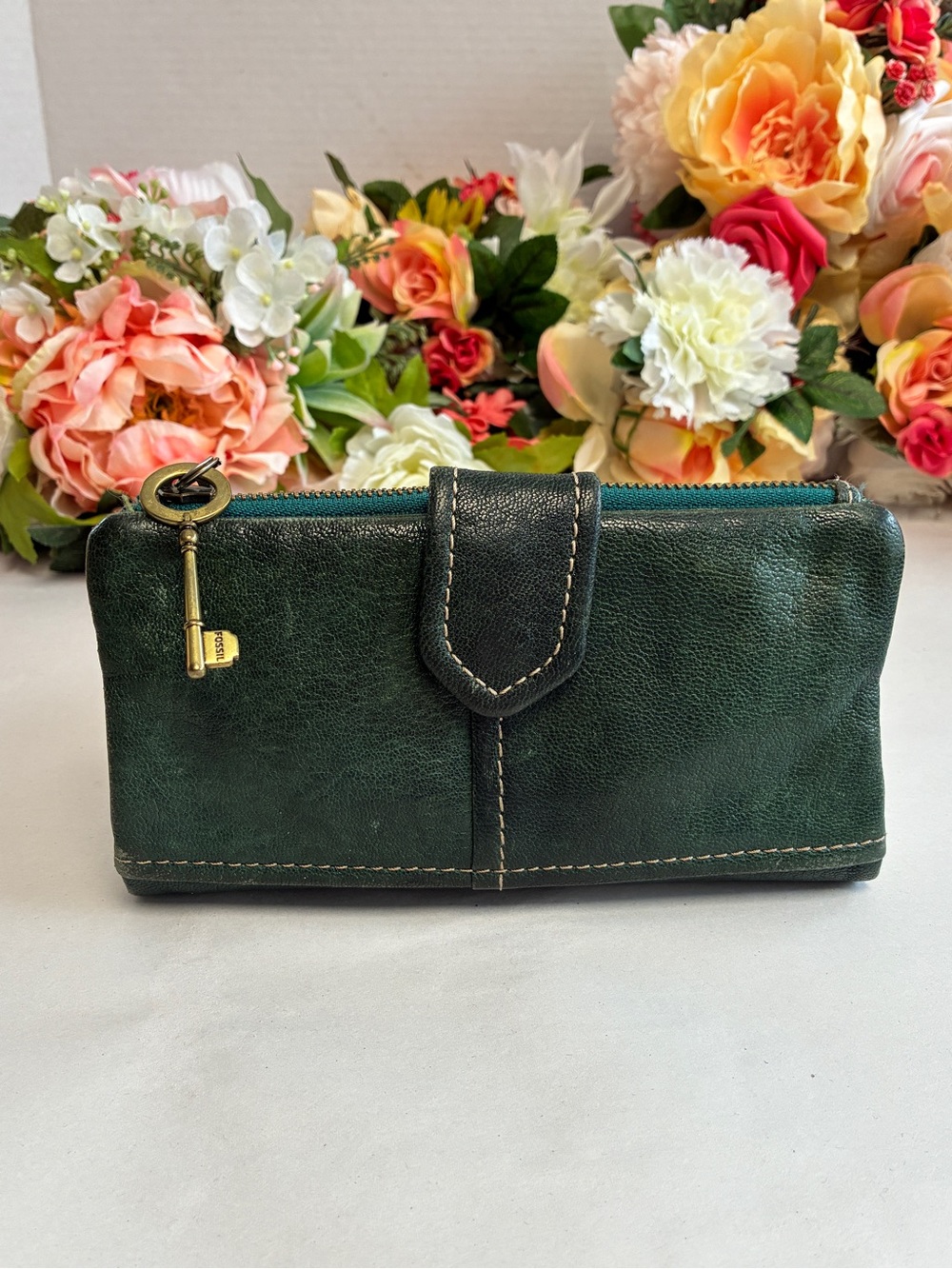 Fossil What Vintage Are You Green Leather Long Organizer Wallet Brass Key Clutch